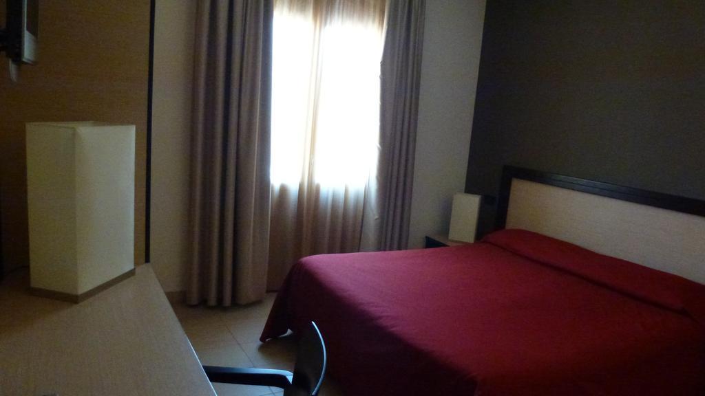 Hotel Il Portico Фавиньяна Экстерьер фото