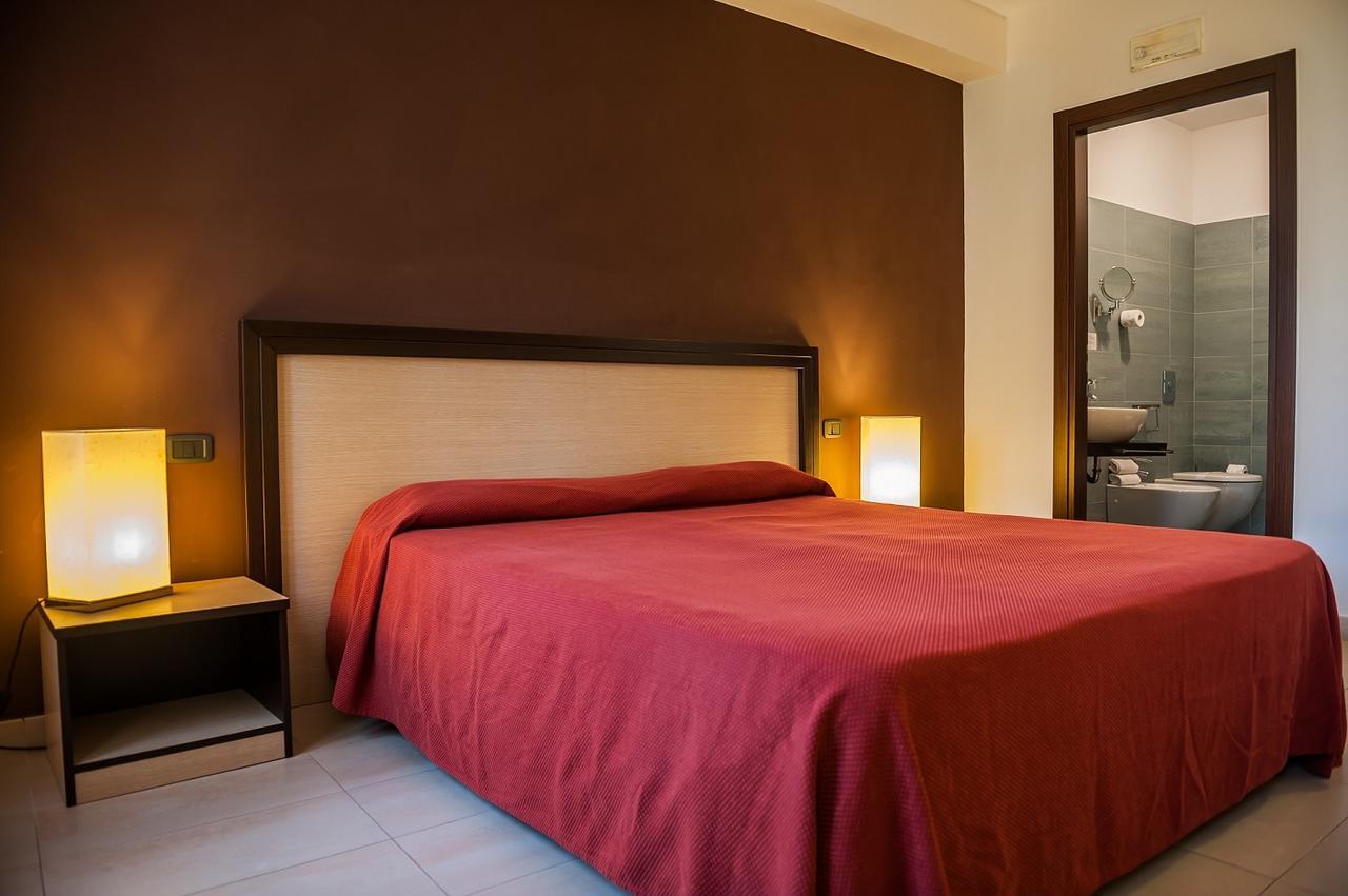 Hotel Il Portico Фавиньяна Экстерьер фото