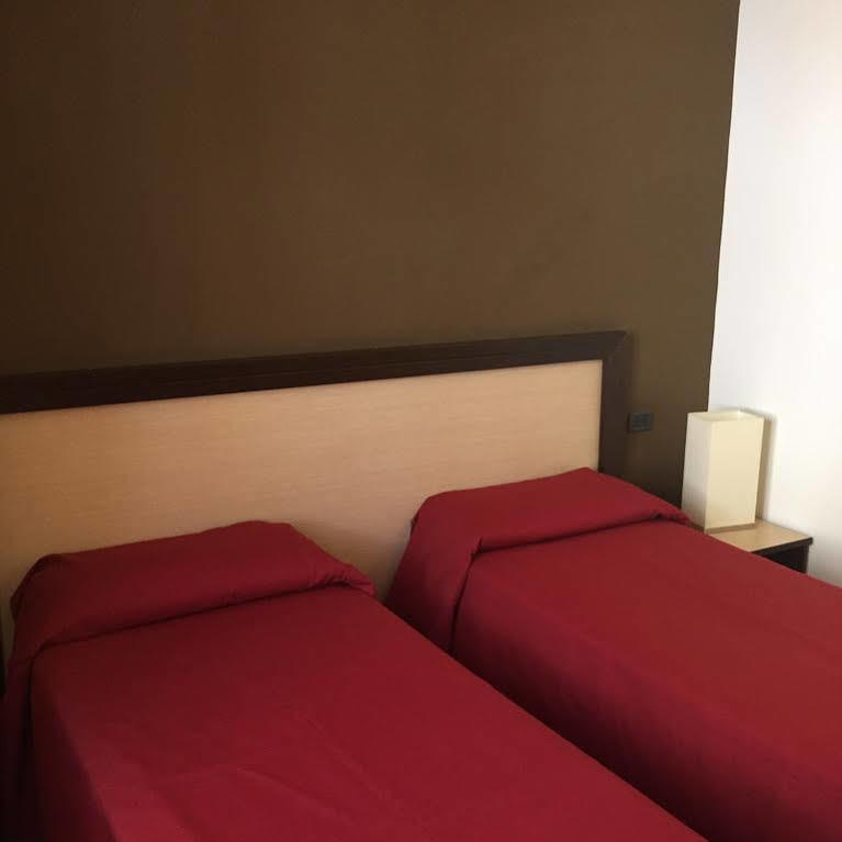 Hotel Il Portico Фавиньяна Экстерьер фото
